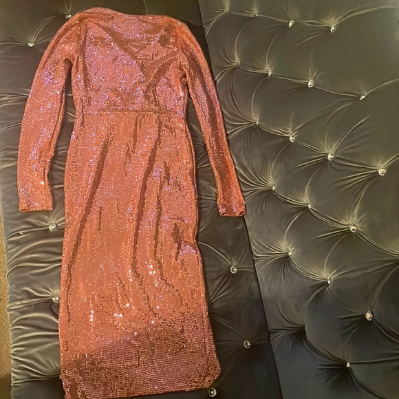 Dress - Picture 4 of 4